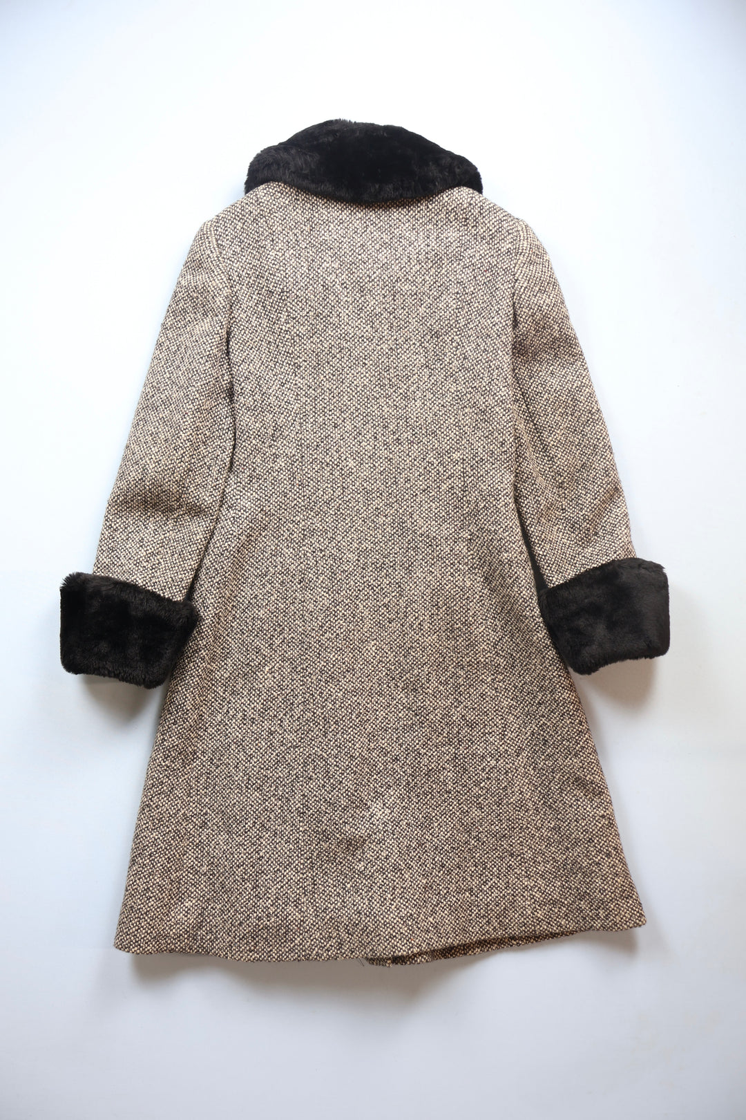 753. 1970s Alexon Wool Coat with Fur Collar