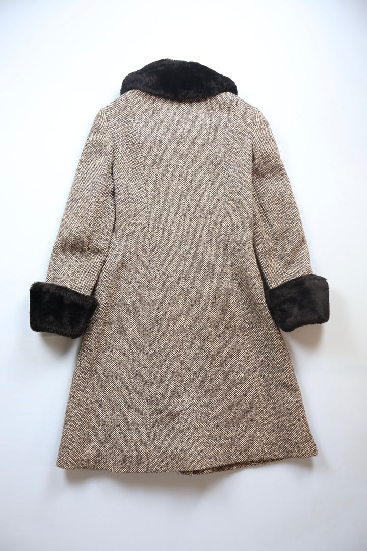 753. 1970s Alexon Wool Coat with Fur Collar