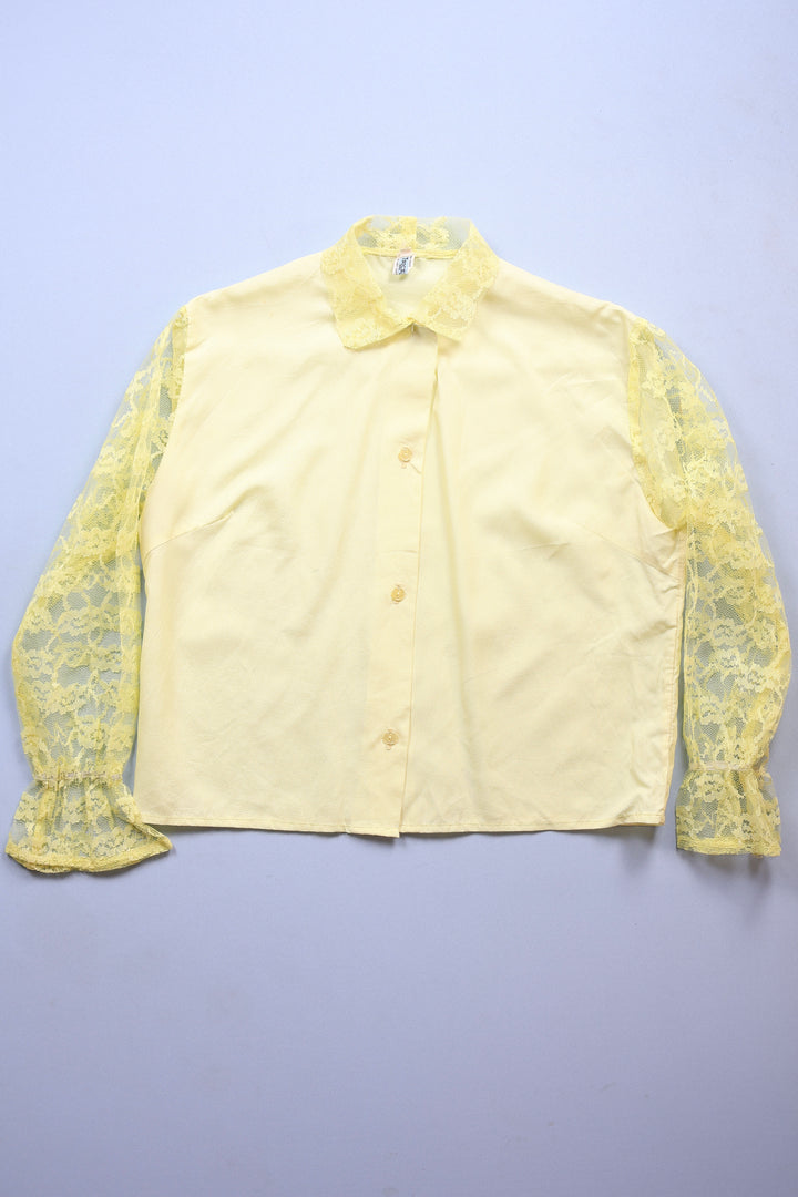 759. Button up Sheered Sleeved Blouse